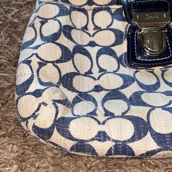 Coach canvas crossbody bag - Picture 4 of 11